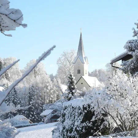Beautiful Near Woerthersee 公寓
